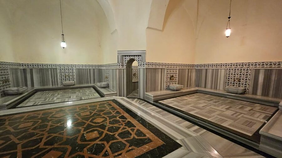 Istanbul: Gedikpasa Historical Hammam with Privacy Add-On - Staff, language, and the level of personal care