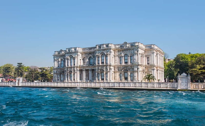 Istanbul: Guided Bosphorus Cruise & Golden Horn Bus Tour - The Bosphorus cruise between two continents