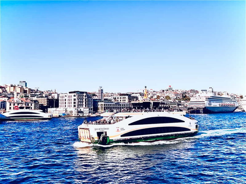 Istanbul: Guided Food Tour with Ferry Ride and Tastings - Moda for street food and a fish sandwich