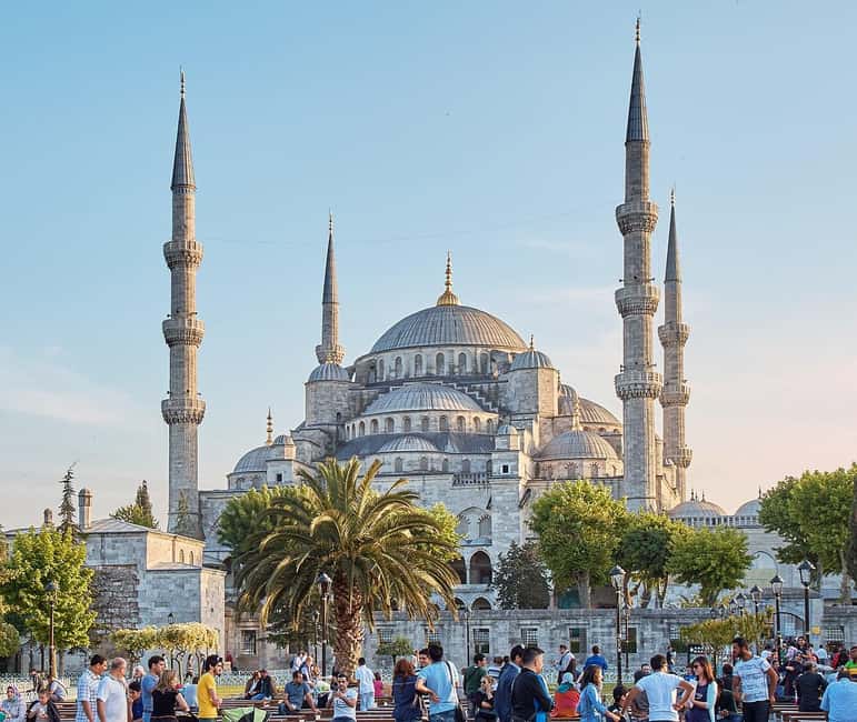 Istanbul: Hagia Sophia and Blue Mosque Tour with Tickets - Meeting beside Hagia Sophia