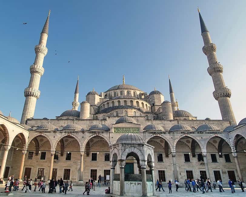 Istanbul: Hagia Sophia and Blue Mosque Tour with Tickets - Hagia Sophia: 1,500 years under one dome