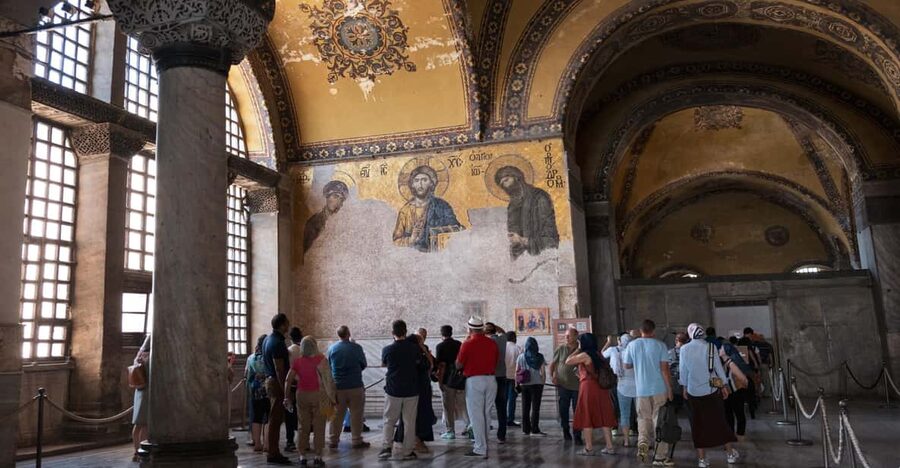 Istanbul: Hagia Sophia & Basilica Cistern Tour with Tickets - Reading Hagia Sophia beyond the dome