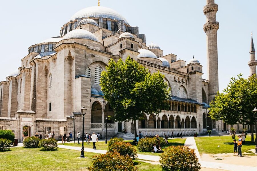 Istanbul: Hagia Sophia, Blue Mosque, Suleymaniye Mosque Tour - Why this three-mosque walk works