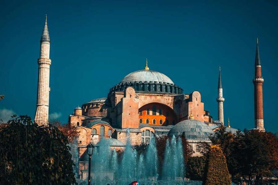 Istanbul: Hagia Sophia Skip-the-Ticket Line & Audio Guide - Why Hagia Sophia still feels so powerful