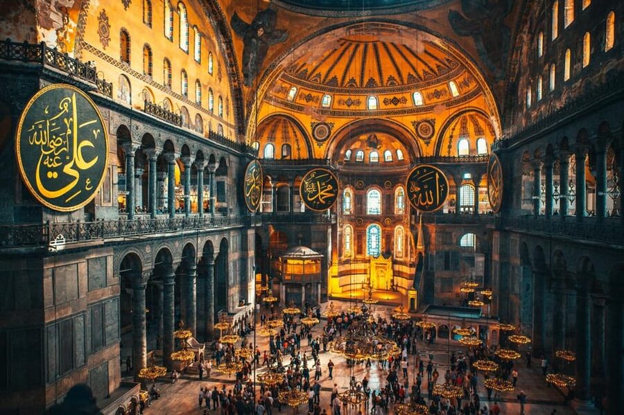 Istanbul: Hagia Sophia Skip-the-Ticket Line & Audio Guide - Dress rules, photography, and bags