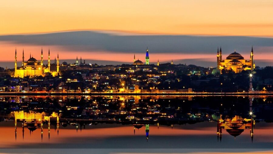 Istanbul: Half-Day Cruise and Cable Car to Pierre Loti Hill - Ending near Sultanahmet and the old city