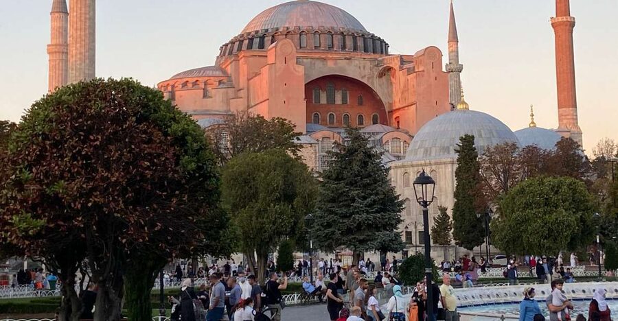 Istanbul: Half-Day Morning Hagia Sophia & Blue Mosque Tour - The Hippodrome, obelisk, and German Fountain