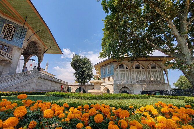 Istanbul Highlights! Blue Mosque, Hagia Sophia, Topkapı and More! - Lunch at Tamara Restaurant