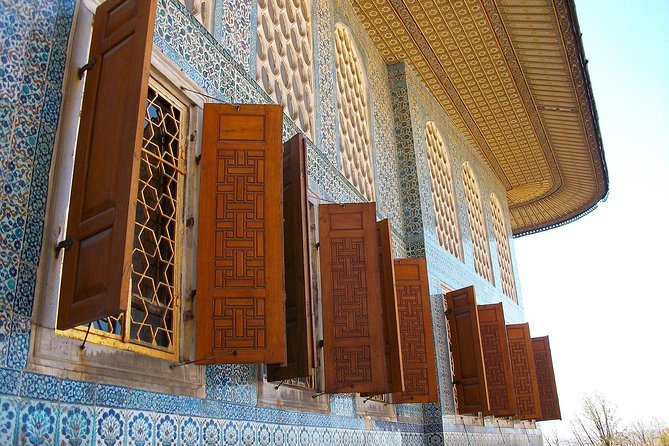 Istanbul Highlights: Guided Tour with Turkish Tea or Coffee - A smart first morning in Istanbul’s Old City