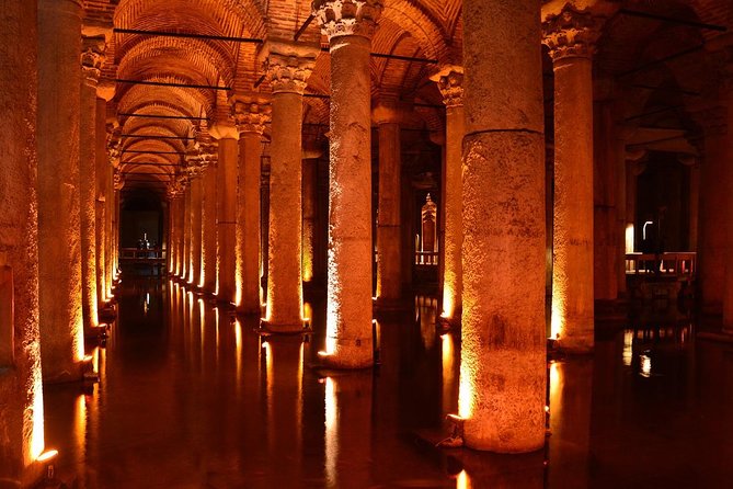 Istanbul Highlights: Guided Tour with Turkish Tea or Coffee - The Basilica Cistern and its underground forest of columns