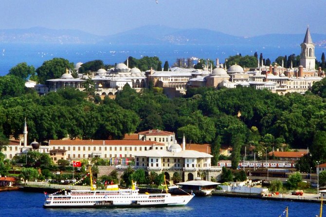 Istanbul Highlights Private Tour: Hotel Pick-Up & Drop-Off - The old streets and the rug-weaving demonstration