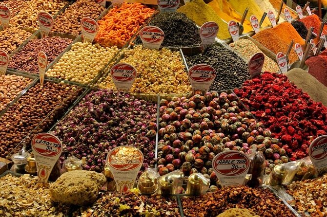 Istanbul Highlights: Small-Group Tour with a Local Expert - Topkapı Palace in two focused hours