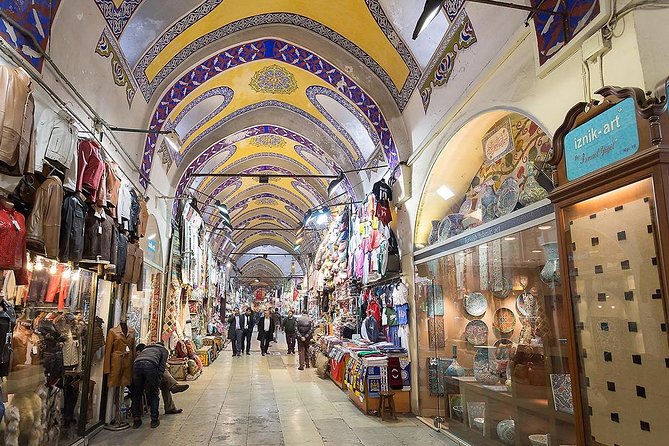 Istanbul Historical Tour with Guide, Lunch and Transfers - Grand Bazaar: shopping, craft, and sales pressure