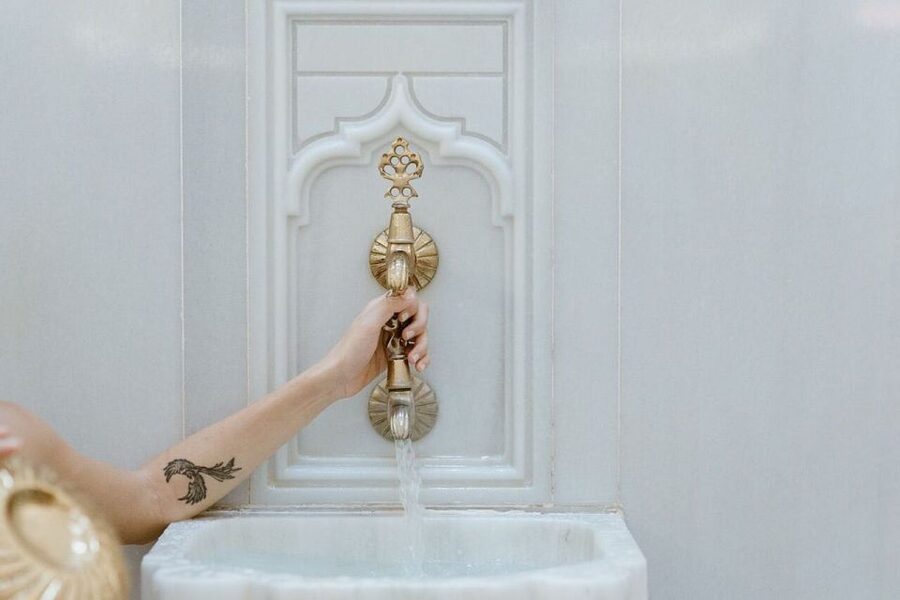 Istanbul: Hurrem Sultan Hamam Experience - Fruit and Ottoman Sherbet bring the ritual to a gentle close