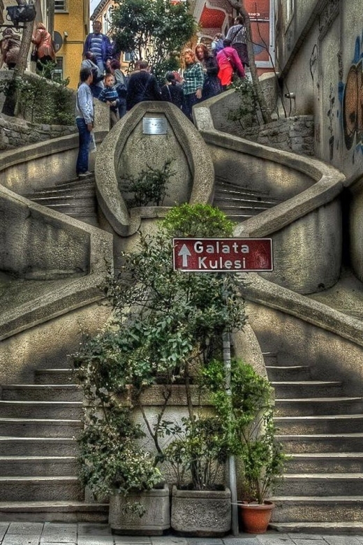 Istanbul: Jewish District 3-Hour Walking Tour - Abraham Camondo and the Camondo steps