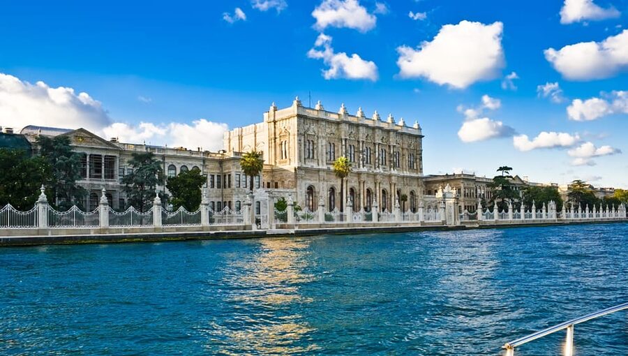 Istanbul: Morning or Sunset Cruise with Guide and Snacks - Should you book the Istanbul Bosphorus cruise?