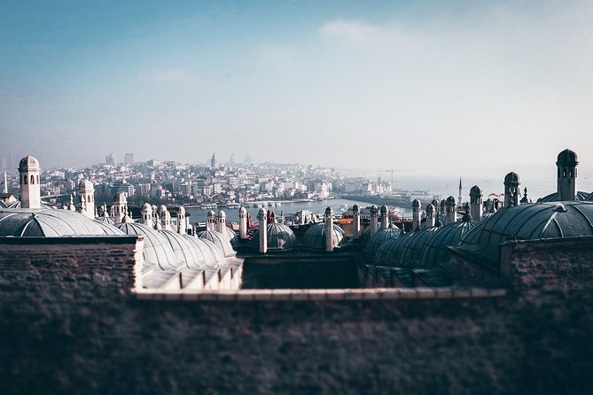 Istanbul Off the Beaten Path Tour with Guide, Lunch and Transfers - Süleymaniye Mosque and a clear look at faith