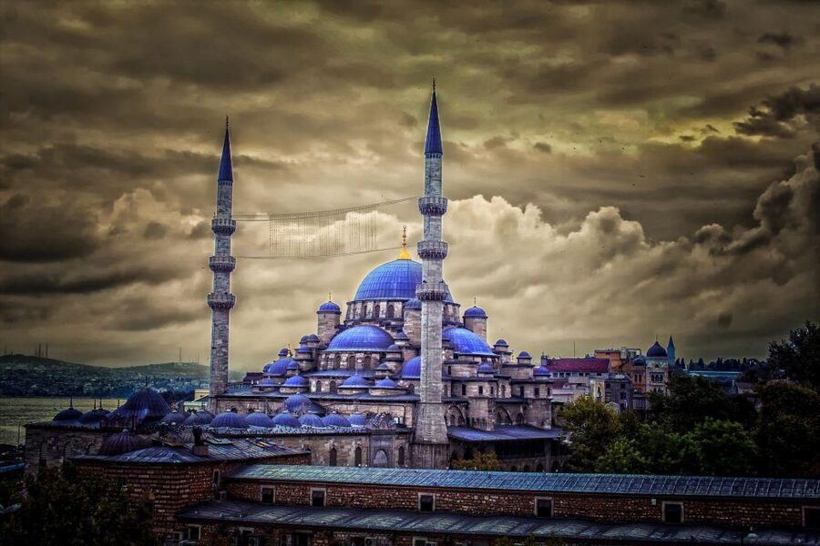 Istanbul: Old City Full-Day Tour with Lunch and Hotel Pickup - Bargains and Browsing at the Grand Bazaar