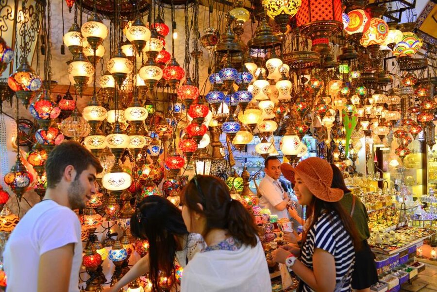 Istanbul: Old City Full-Day Tour with Lunch and Hotel Pickup - Lunch at a Local Restaurant