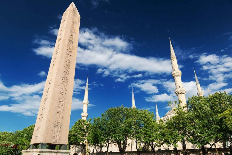 Istanbul: Old City Full-Day Tour with Lunch and Hotel Pickup - Walking, Pickup, and Timing Advice
