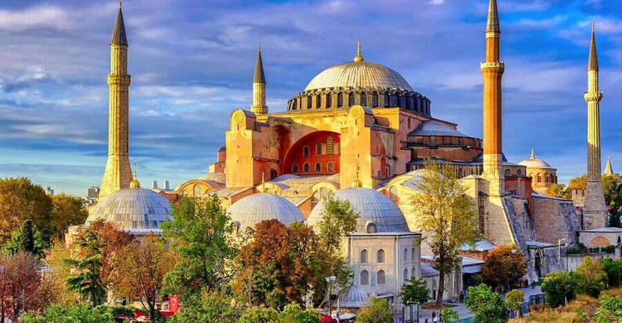Istanbul: Old City Tour and Luxury Sunset Bosphorus Cruise - Inside the Blue Mosque