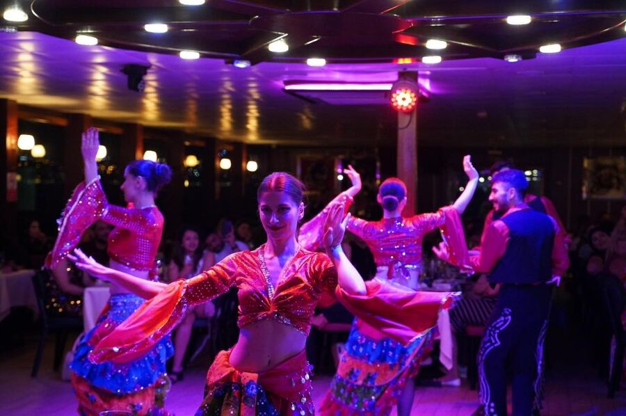 Istanbul: Pasha Istanbul Dinner Cruise - Who will enjoy this cruise most