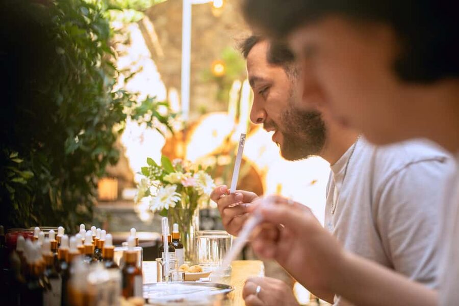 Istanbul: Perfume Making Workshop with Snacks and Drinks - Turkish tea, coffee, and handmade cookies