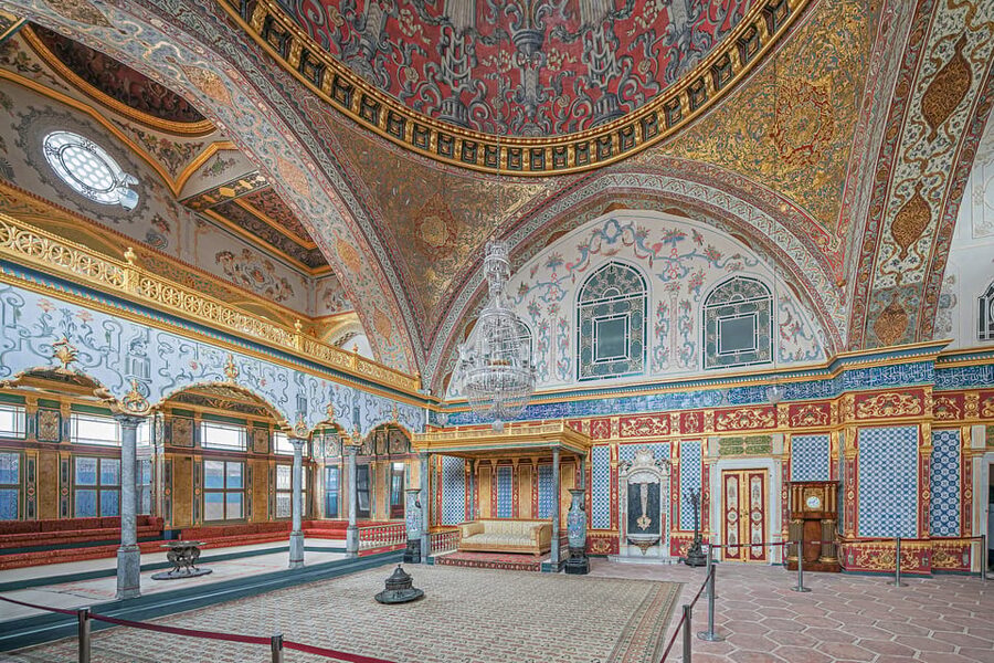 Istanbul Port: City Sights Tour for Cruise Ship Passengers - A Turkish lunch break without a fixed meal