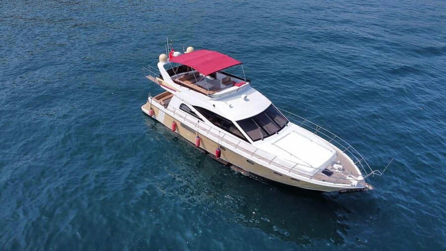 Istanbul: Private Bosphorus Strait Sightseeing Yacht Cruise - Why the Bosphorus is the right place to see Istanbul