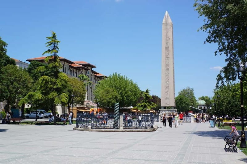 Istanbul: Private City Highlights Guided Tour - The Blue Mosque and its famous interior tiles