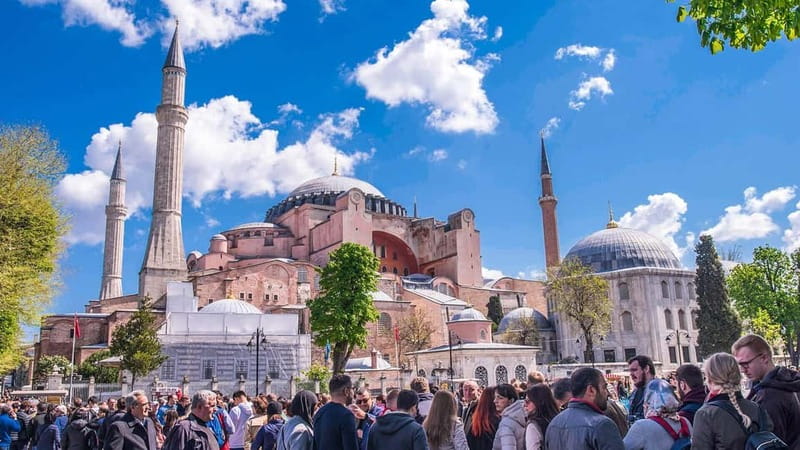 Istanbul: Private City Highlights Guided Tour - Guide quality and the value of a private day
