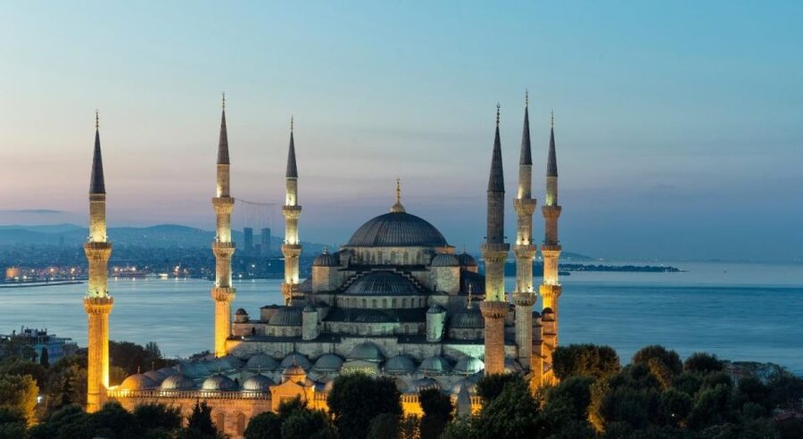 Istanbul: Private Guided Walking Tour - Starting at the German Fountain in Sultanahmet