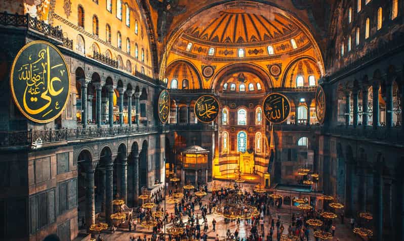 Istanbul: Private Sightseeing Tour in Multiple Languages - The Hippodrome and its three surviving monuments