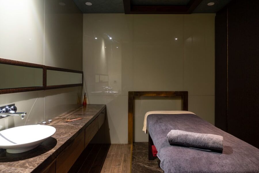 Istanbul: Private Turkish Bath, Massage, and Pool in Taksim - A modern hamam experience in central Taksim