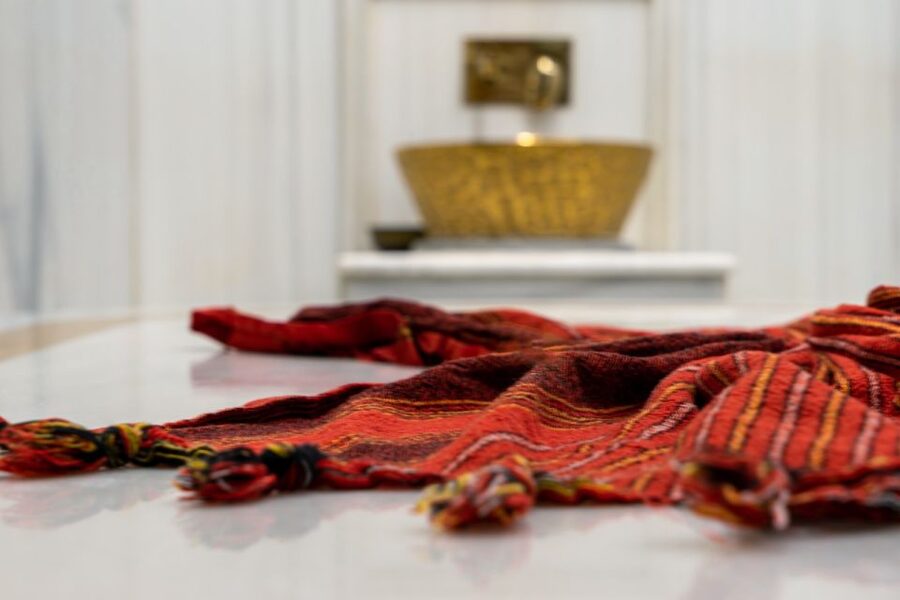 Istanbul: Private Turkish Bath, Massage, and Pool in Taksim - What happens during the 30-minute scrub and foam treatment