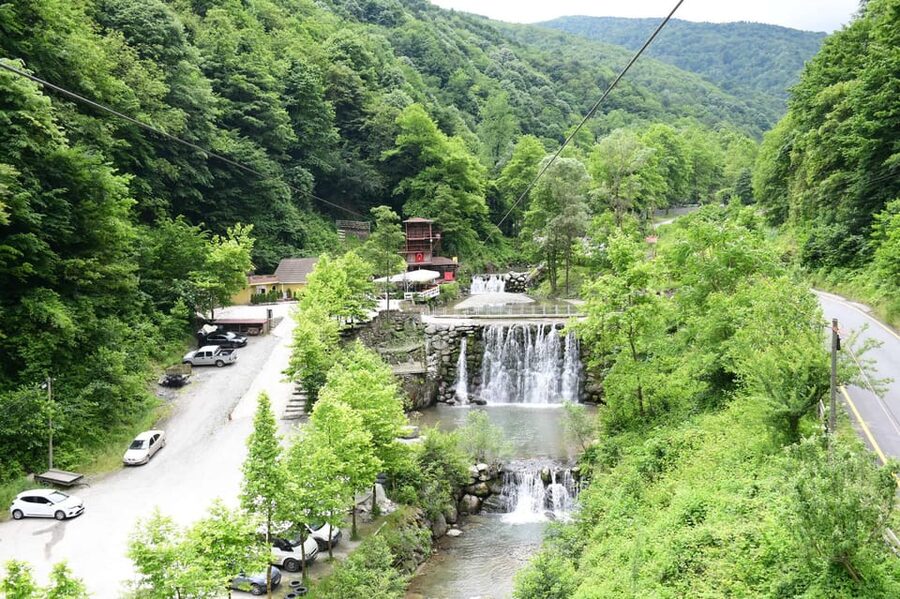 Istanbul: Sapanca Tour, Cable Car, Quad, & Zipline - Sapanca lunch beside the water