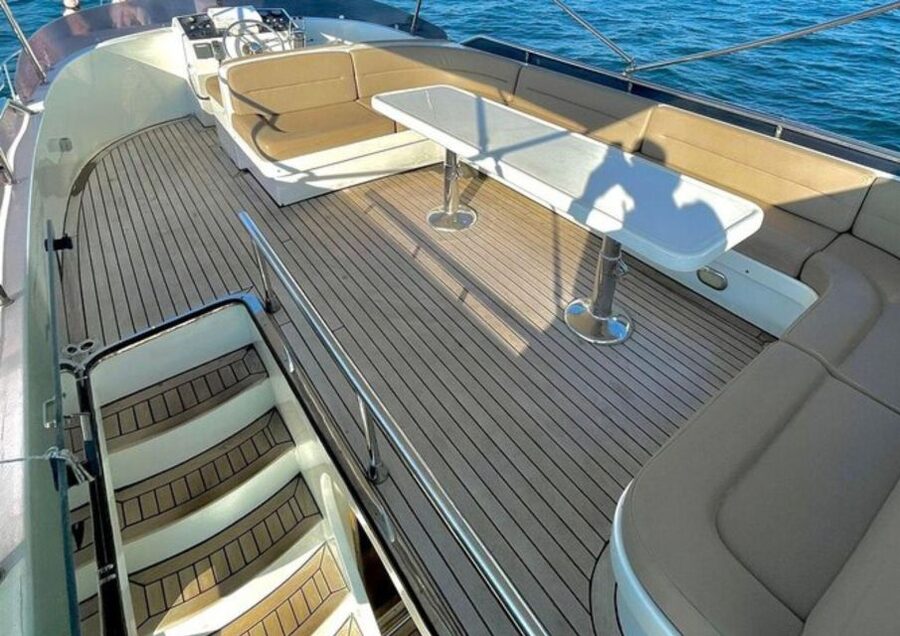 Istanbul: Small-Group Luxury Yacht Sunset Cruise w/ Snacks - What the Small Yacht Adds