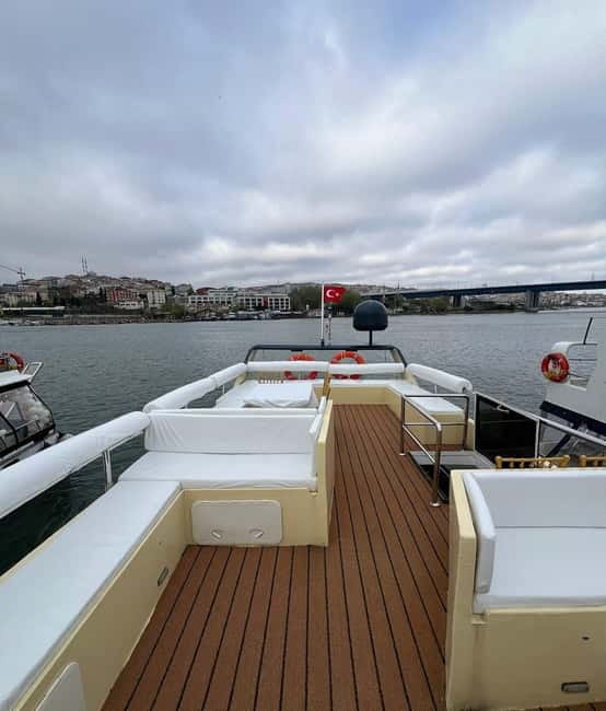 Istanbul: Sunset Bosphorus Yacht Cruise with A break on Asia - Why this Bosphorus cruise works so well
