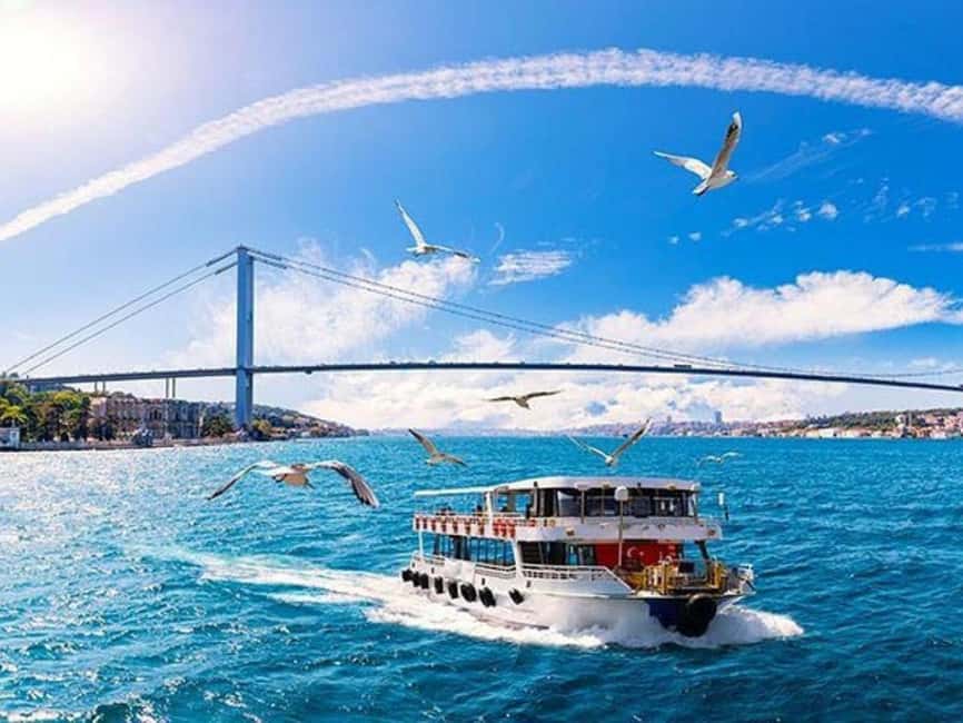 Istanbul: Sunset Bosphorus Yacht Cruise with A break on Asia - Maiden’s Tower and the return toward Karaköy