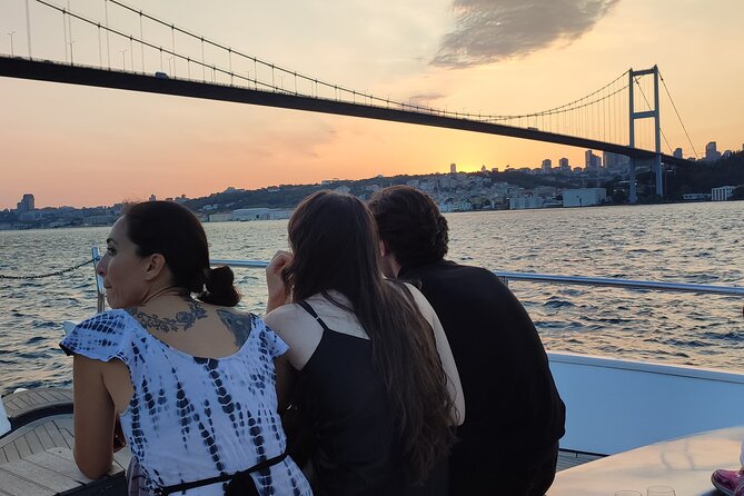 Istanbul Sunset Cruise on Luxury Yacht - Guided Group Cruise - Rumeli Fortress and the second bridge