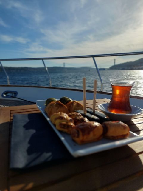 Istanbul: Sunset Yacht Cruise on the Bosphorus with Transfer - Key points to know before booking