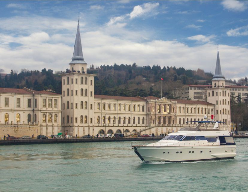 Istanbul: Sunset Yacht Cruise on the Bosphorus with Transfer - Dolmabahçe Palace, Çırağan Palace, and Ortaköy Mosque