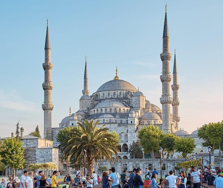 Istanbul: Top Museums Guided Pass - Timing, clothing, and meeting-point details