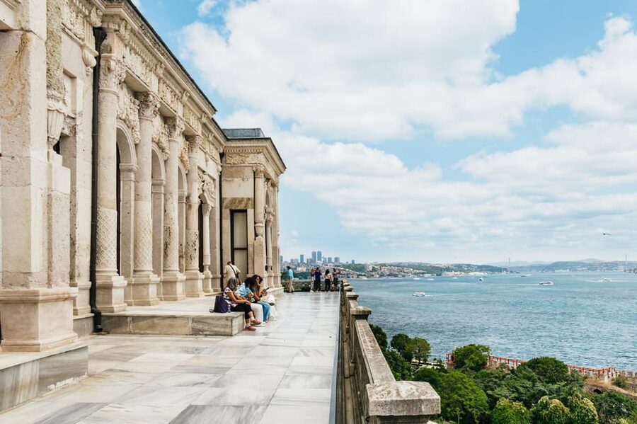 Istanbul: Topkapi Palace and Harem Guided Tour with Ticket - Why Topkapi Palace rewards a guided visit