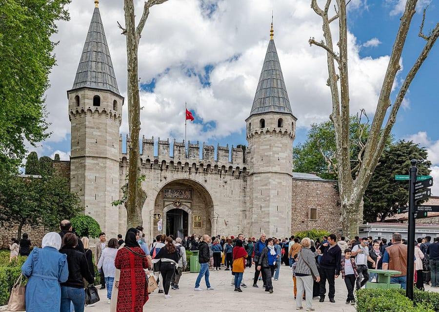 Istanbul: Topkapi Palace and Harem Ticket with Audio Guide - Key points at a glance