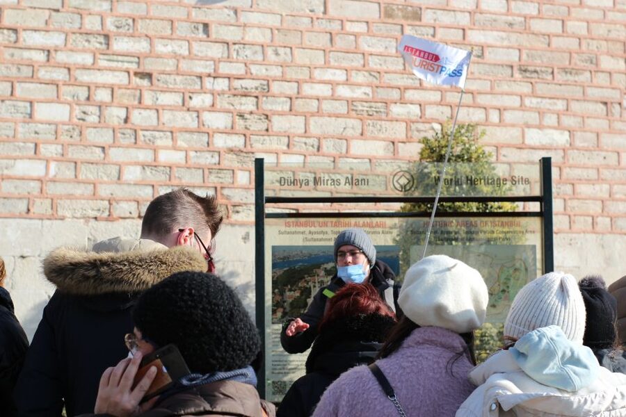 Istanbul: Topkapi Palace & Harem Tour Skip-the-Line Ticket - The guide’s role and the independent time afterward