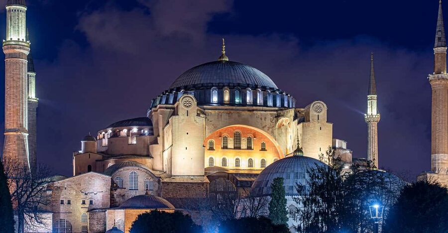 Istanbul: Tour of Hagia Sophia and Blue Mosque By Night - Hagia Sophia: one dome, several eras