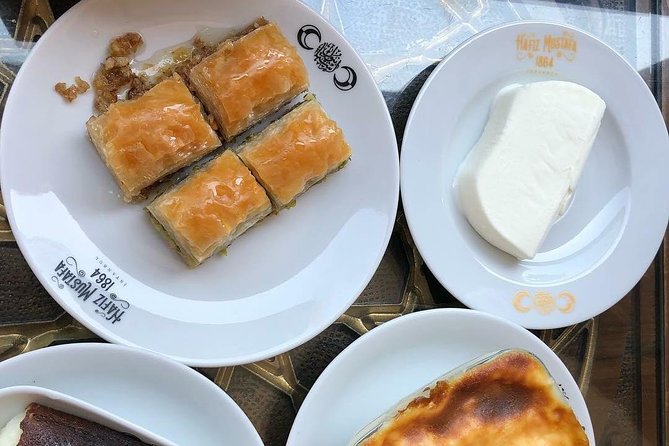 Istanbul Traditional Food Tour with Dinner on Off-Touristy-Path - Meeting at Karakoy Pier