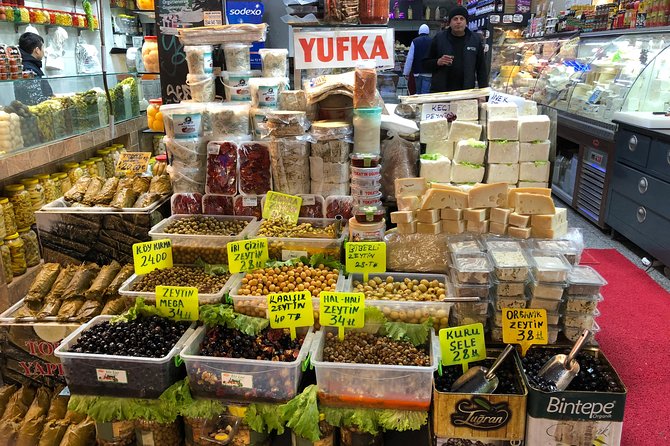 Istanbul Traditional Food Tour with Dinner on Off-Touristy-Path - Eating through Kadikoy Market