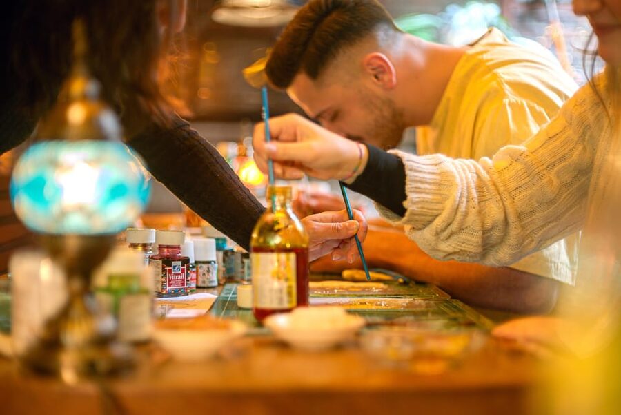 Istanbul: Traditional Stained Glass Painting Workshop - What to bring and how to plan your day